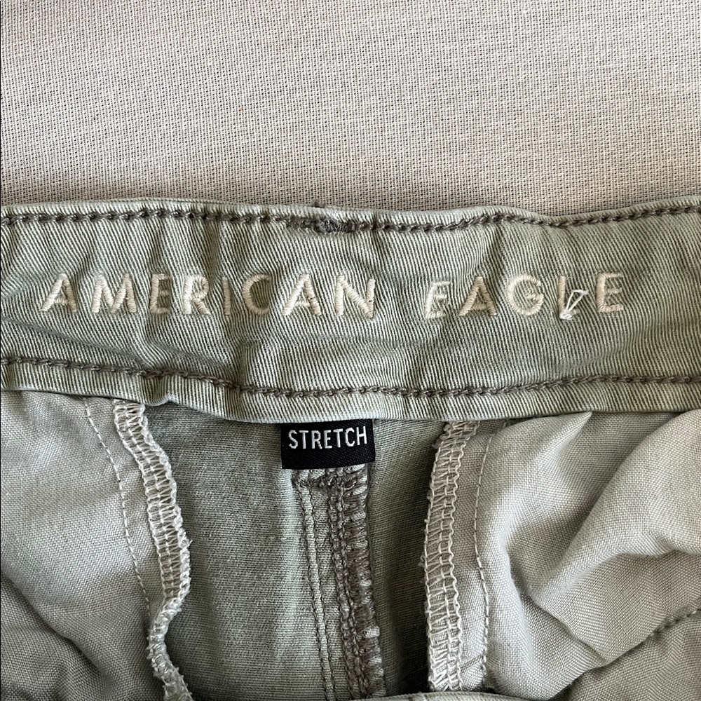 American Eagle high waisted stretch olive green jeans size 8 long - Picture 10 of 12